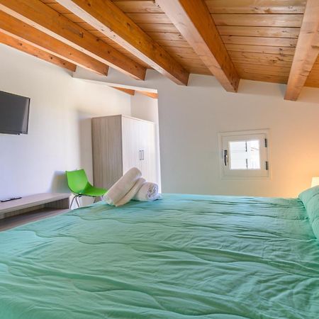 Archimede, Appartamento Con Vista In Centro A Marina Di Ragusa Eksteriør bilde