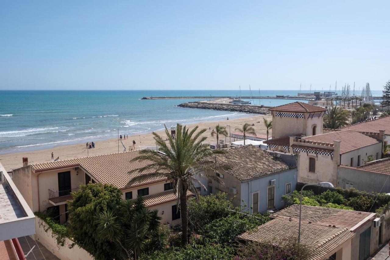 Archimede, Appartamento Con Vista In Centro A Marina Di Ragusa Eksteriør bilde